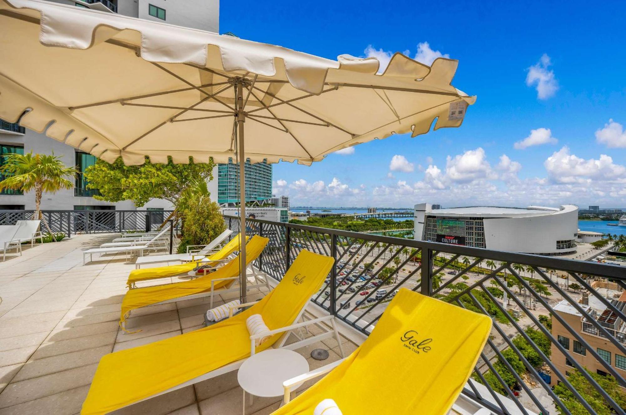 Apartment Modern Dtw Escape With Water Views *
