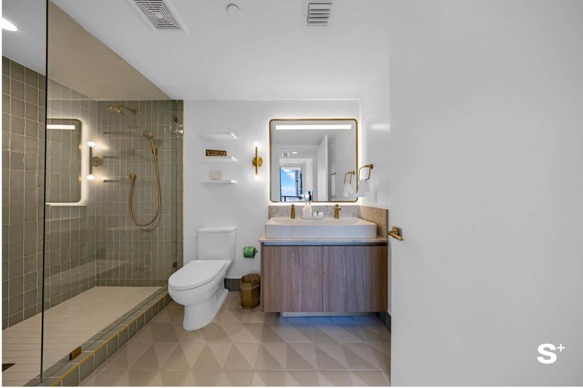 Apartment Modern Dtw Escape With Water Views Miami